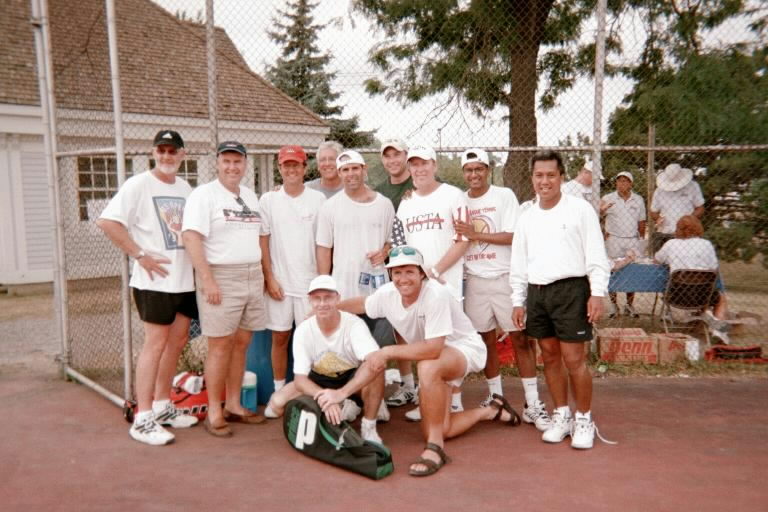 USTA 4.5 Mens Team.jpg (89525 bytes)