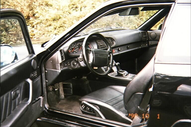 Porsche 968 Interior