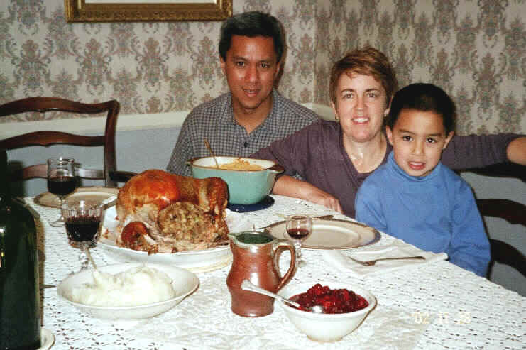 thanksgiving1.JPG (116689 bytes)